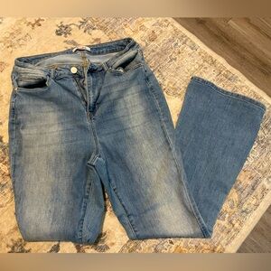 Arula Super High-rise Flare Jeans